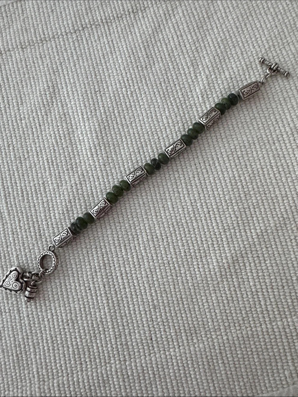 Green Beaded Silver-Accent Bracelet with Heart Charm - Picture 2 of 11